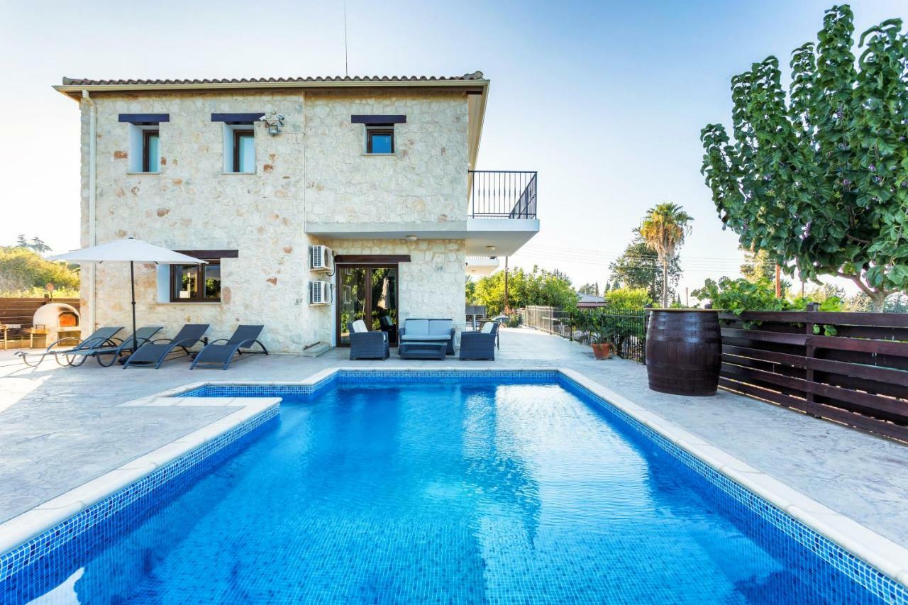 Villa Nikolina Dhrousha Extérieur photo